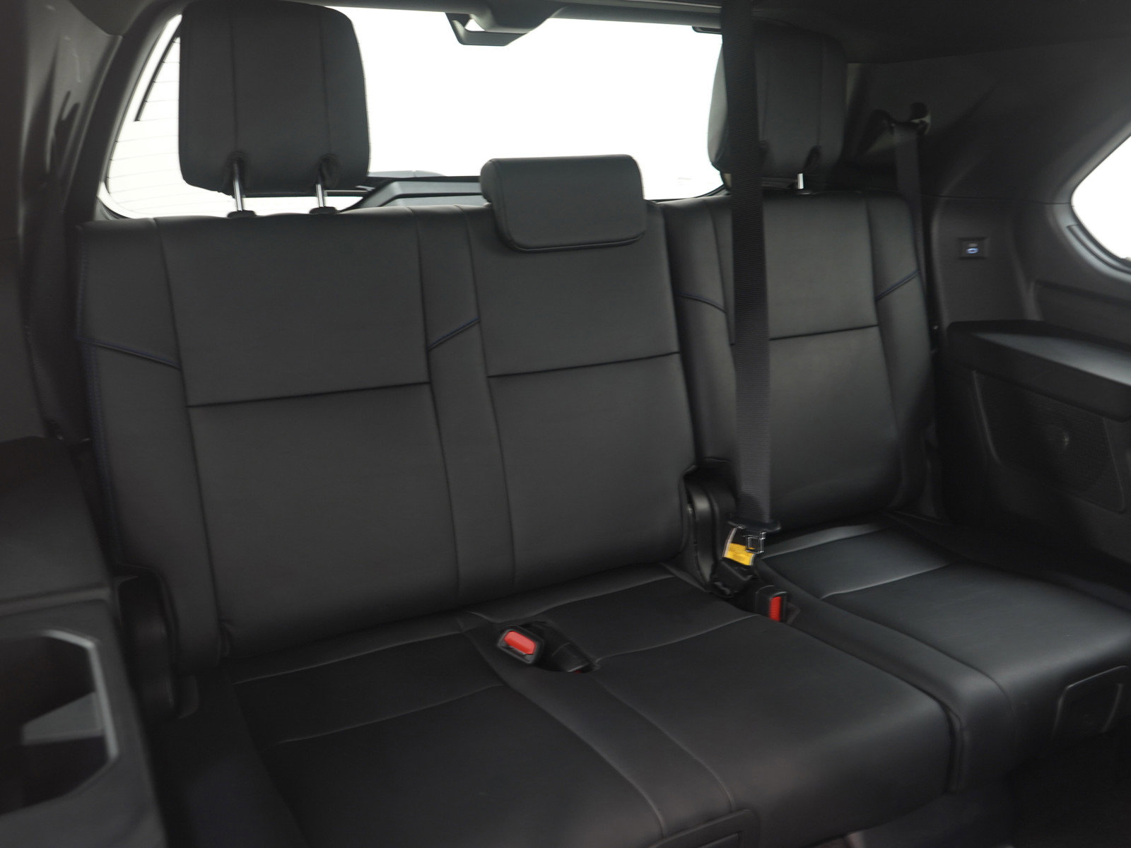 Used 2025 Toyota Sequoia 4WD image 16