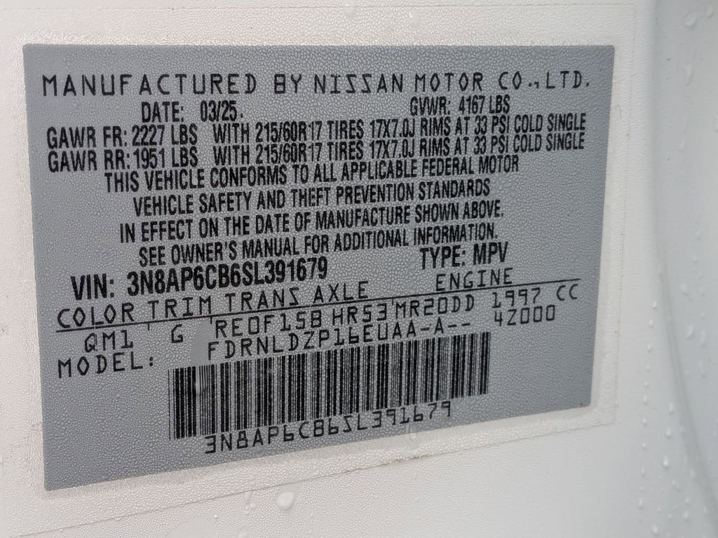 Used 2025 Nissan Kicks SV w/ SV Premium Package image 27