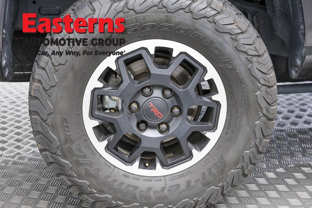 Used 2024 Toyota Tacoma TRD Off-Road AWD/4WD image 29
