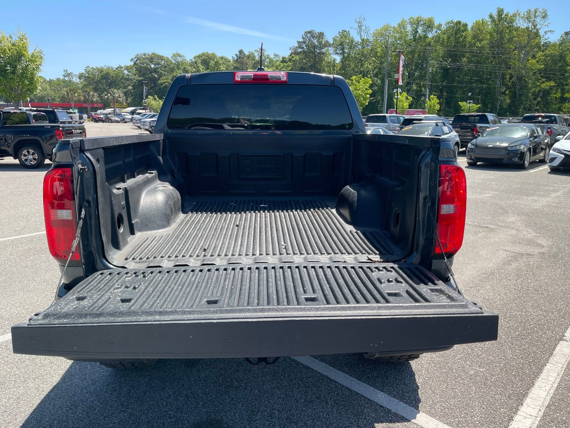 Used 2020 Chevrolet Colorado LT RWD image 23