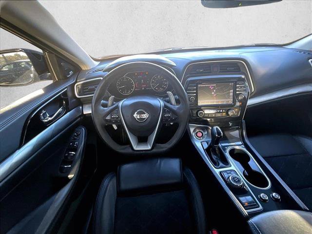 Used 2017 Nissan Maxima SR w/ Midnight Edition FWD image 7