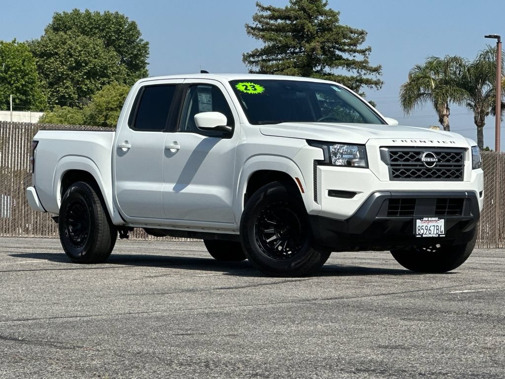 Used 2023 Nissan Frontier SV RWD image 1