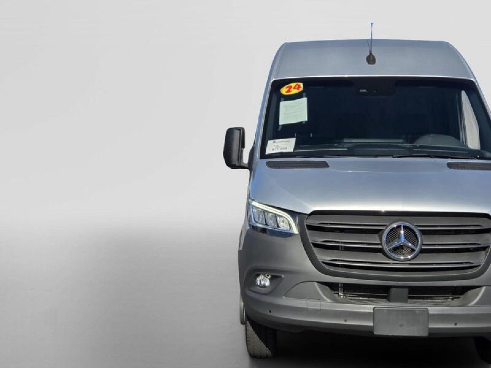 Used 2024 Mercedes-Benz Sprinter 4500 w/ Parking Package image 10