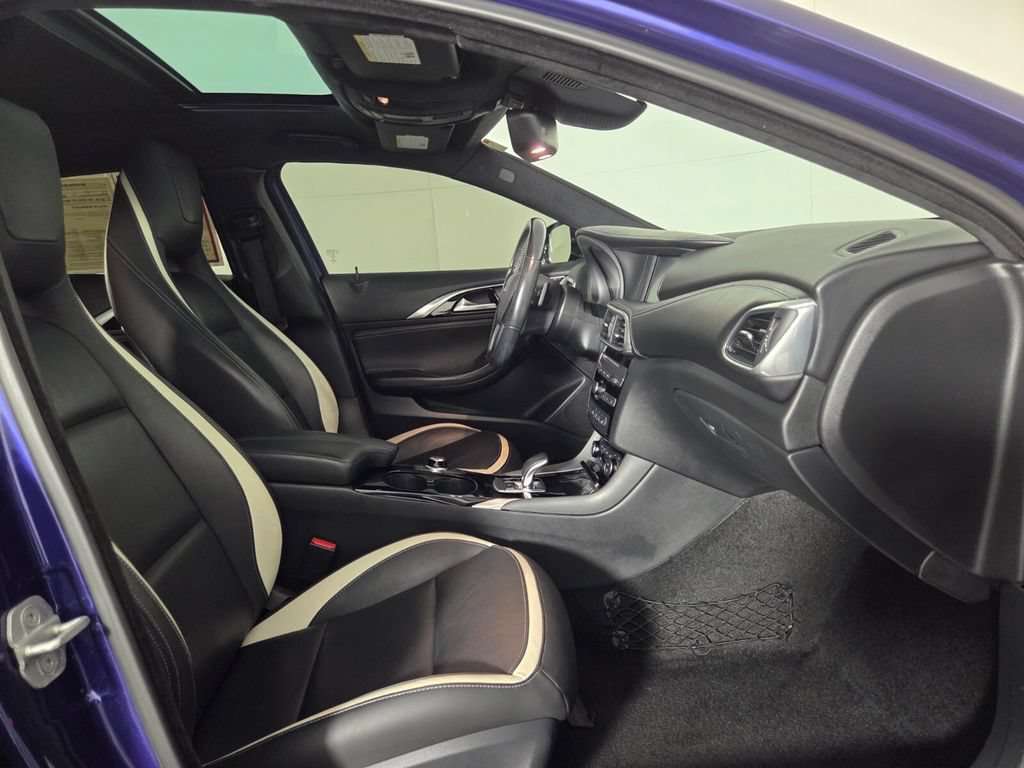 Used 2018 INFINITI QX30 Sport w/ Sport Leather Package FWD image 30