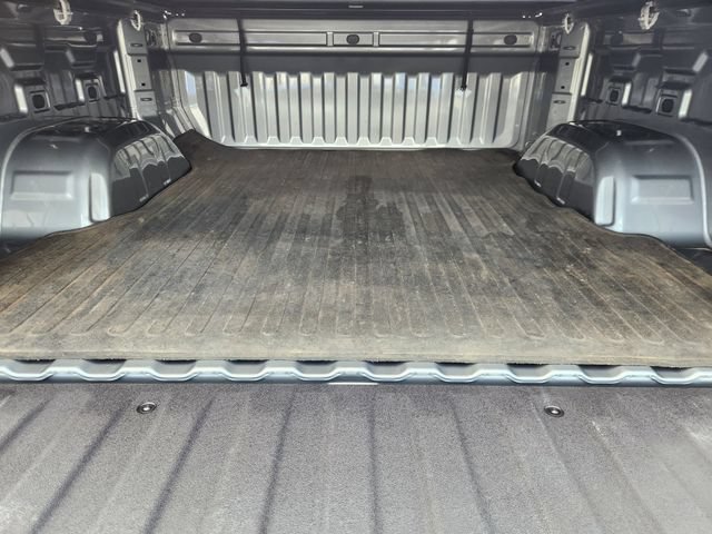 Used 2026 Chevrolet Silverado 1500 LT AWD/4WD image 32