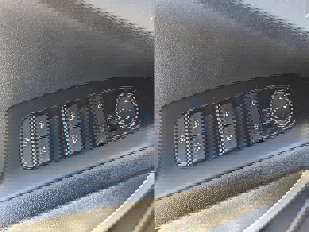 Used 2020 Kia Soul LX FWD image 22