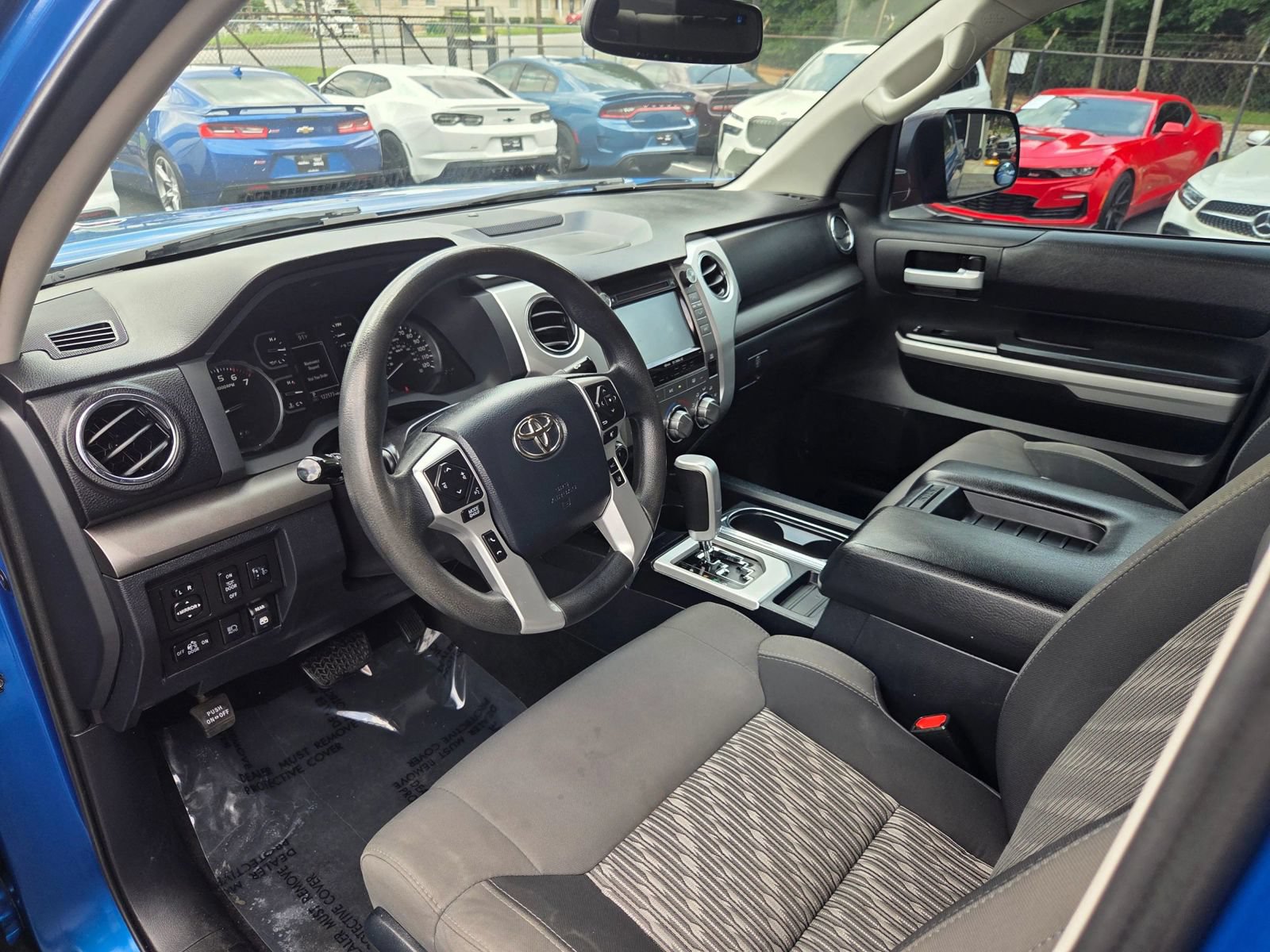 Used 2018 Toyota Tundra SR5 w/ TRD Off Road Package AWD/4WD image 10