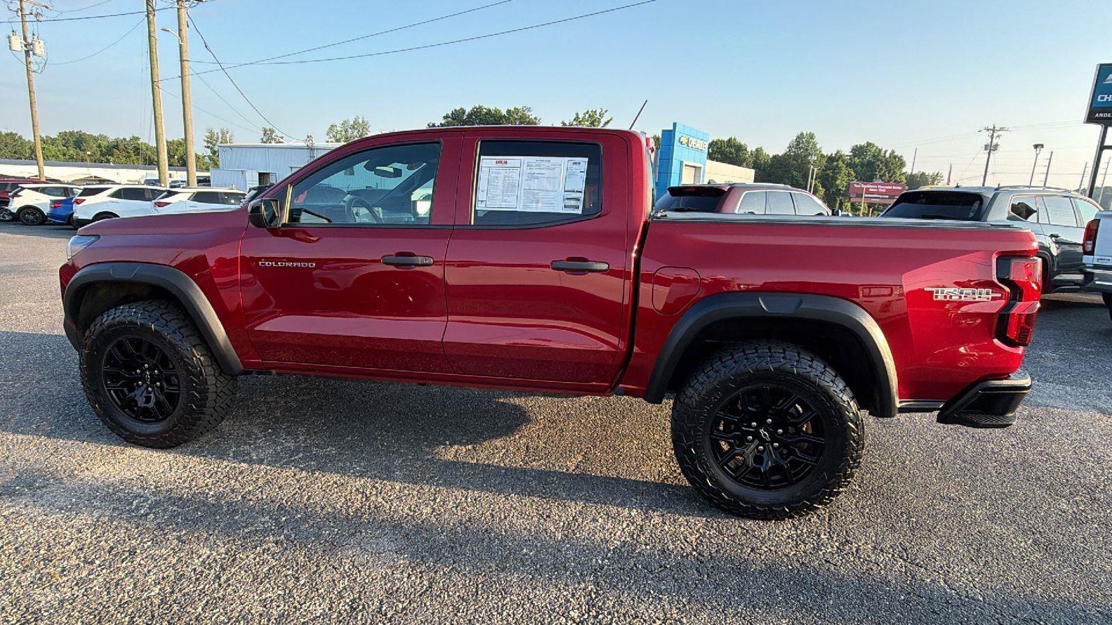 Used 2023 Chevrolet Colorado Trail Boss w/ Advanced Trailering Package AWD/4WD image 10