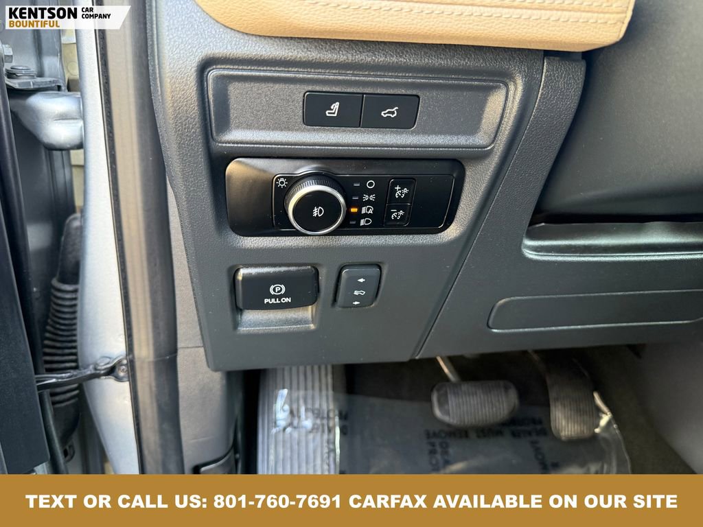 Used 2024 Ford Expedition Limited image 21