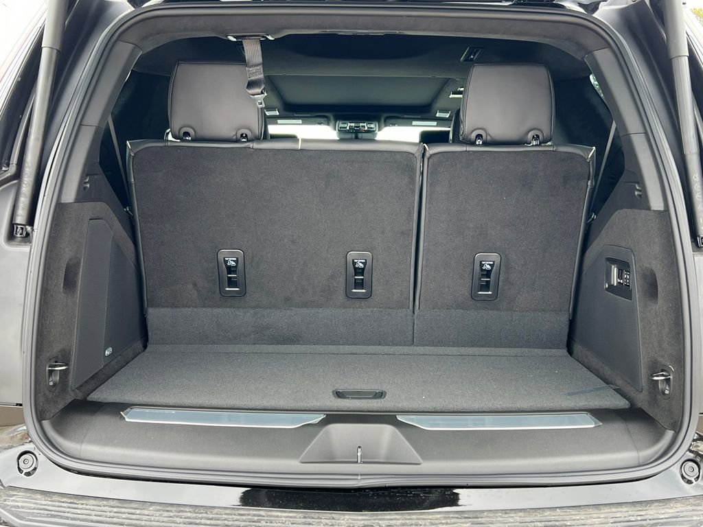 New 2026 Cadillac Escalade Platinum Sport w/ LPO, ONYX Package image 40