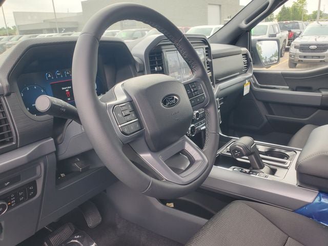 New 2026 Ford F150 XLT w/ Equipment Group 302A MID AWD/4WD image 8