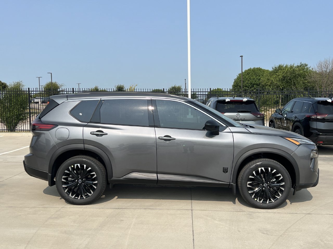 New 2026 Nissan Rogue Dark Armor AWD/4WD image 3