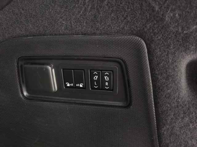 Used 2021 Cadillac Escalade Sport w/ Driver Assist Tech Package image 7