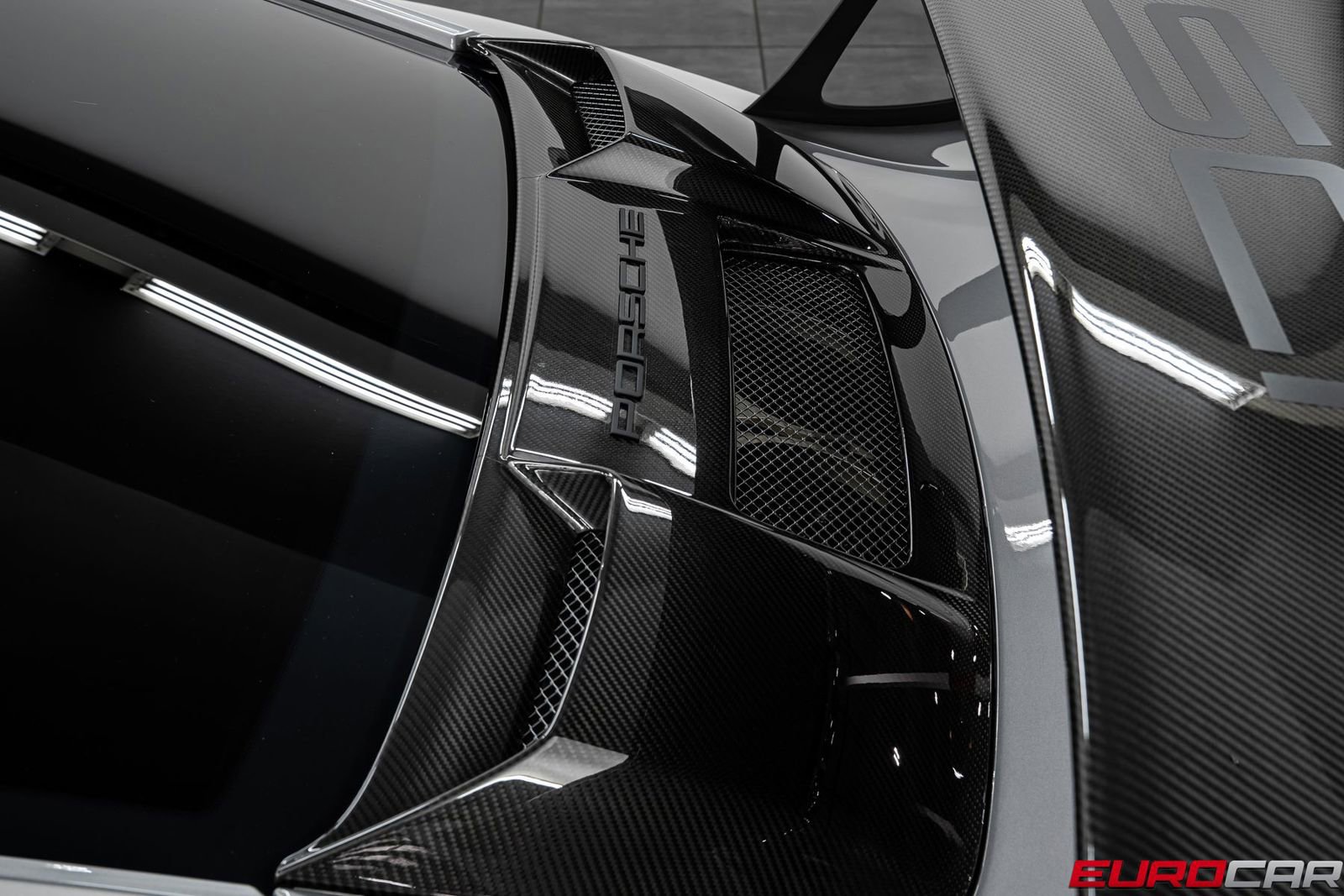 Used 2018 Porsche 911 GT2 RS RWD image 22