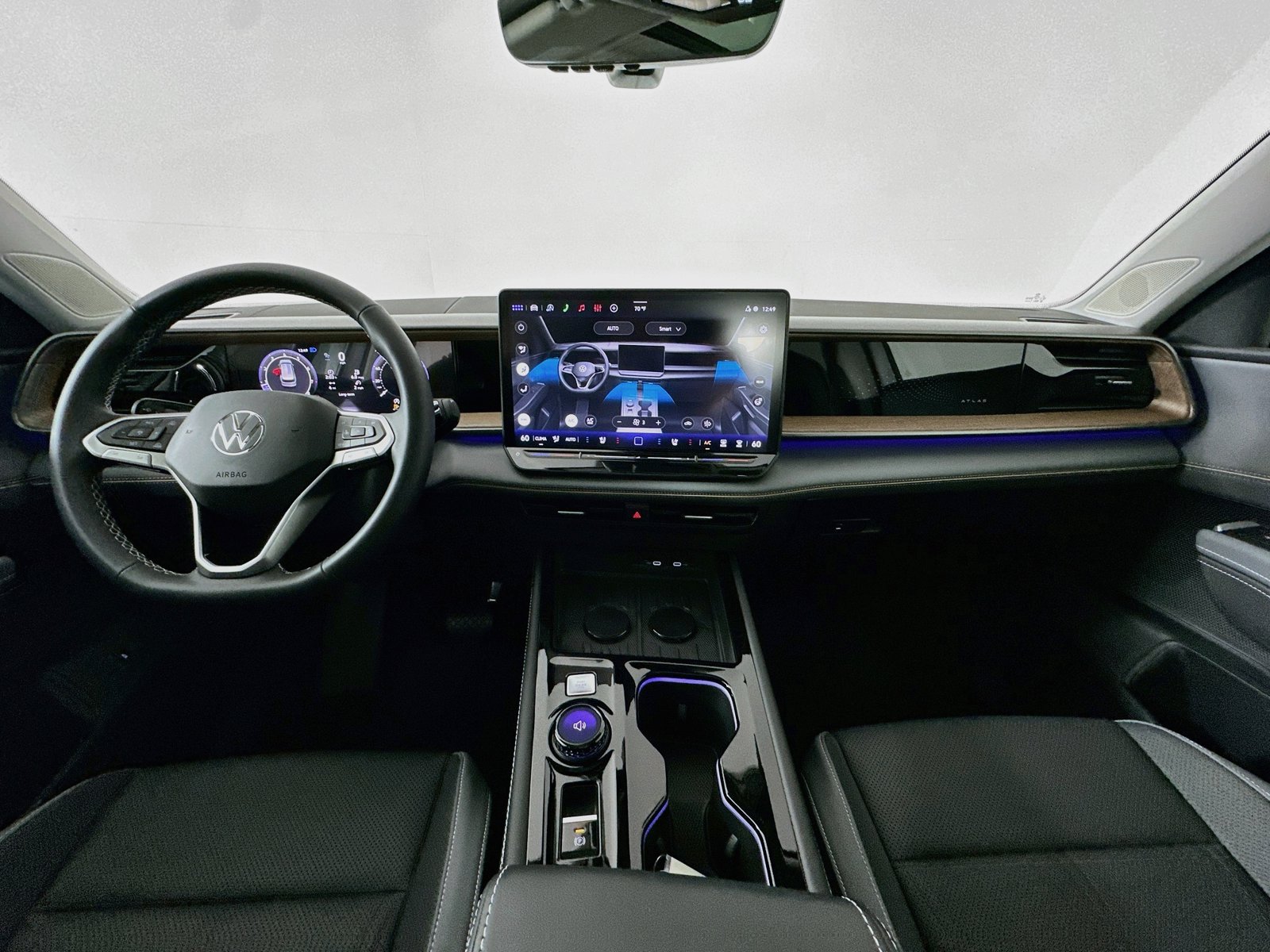 New 2027 Volkswagen Atlas SE AWD/4WD image 14