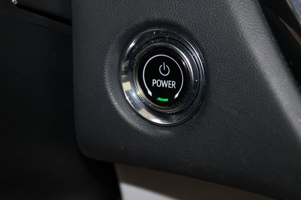 Used 2024 Cadillac Lyriq Luxury image 42