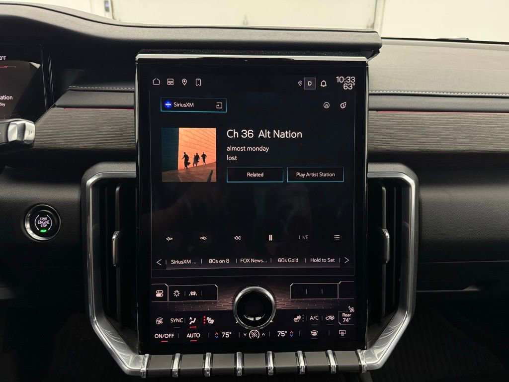 Used 2025 GMC Acadia Denali w/ LPO, Floor Liner Package image 27