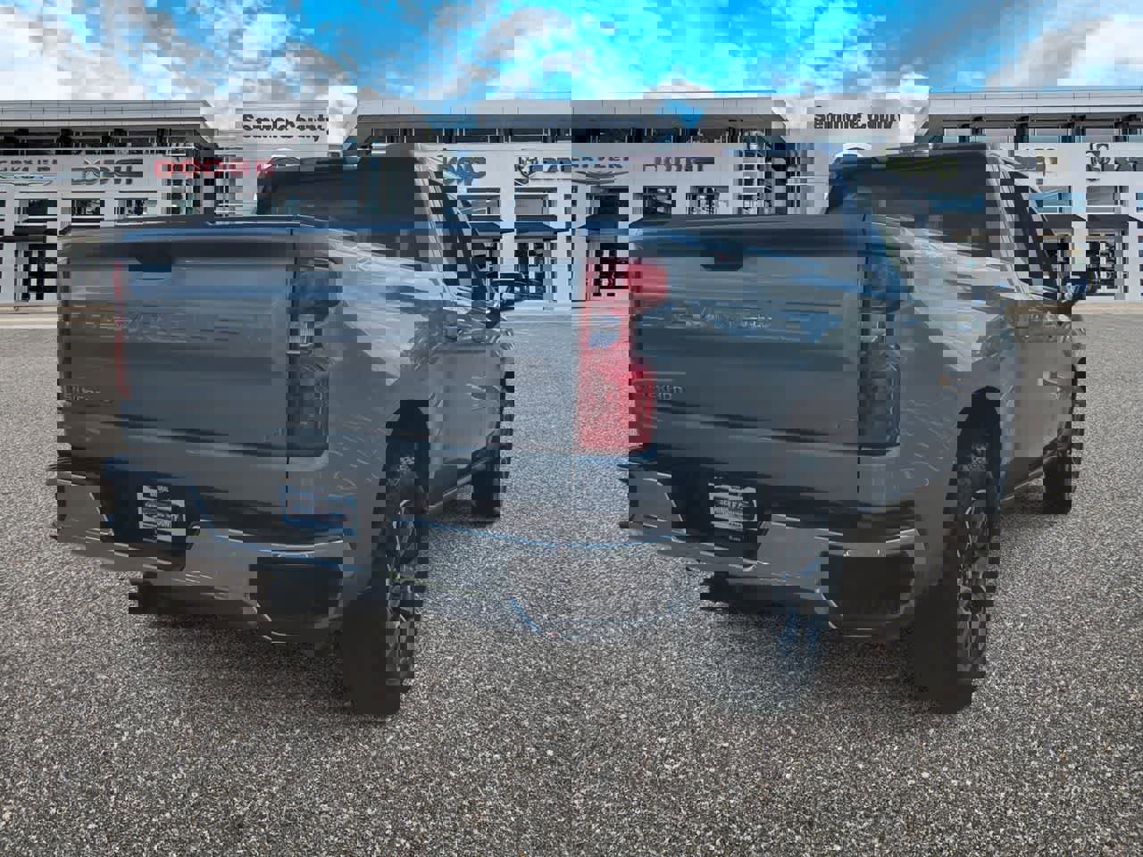 Used 2024 Chevrolet Silverado 1500 LT image 8