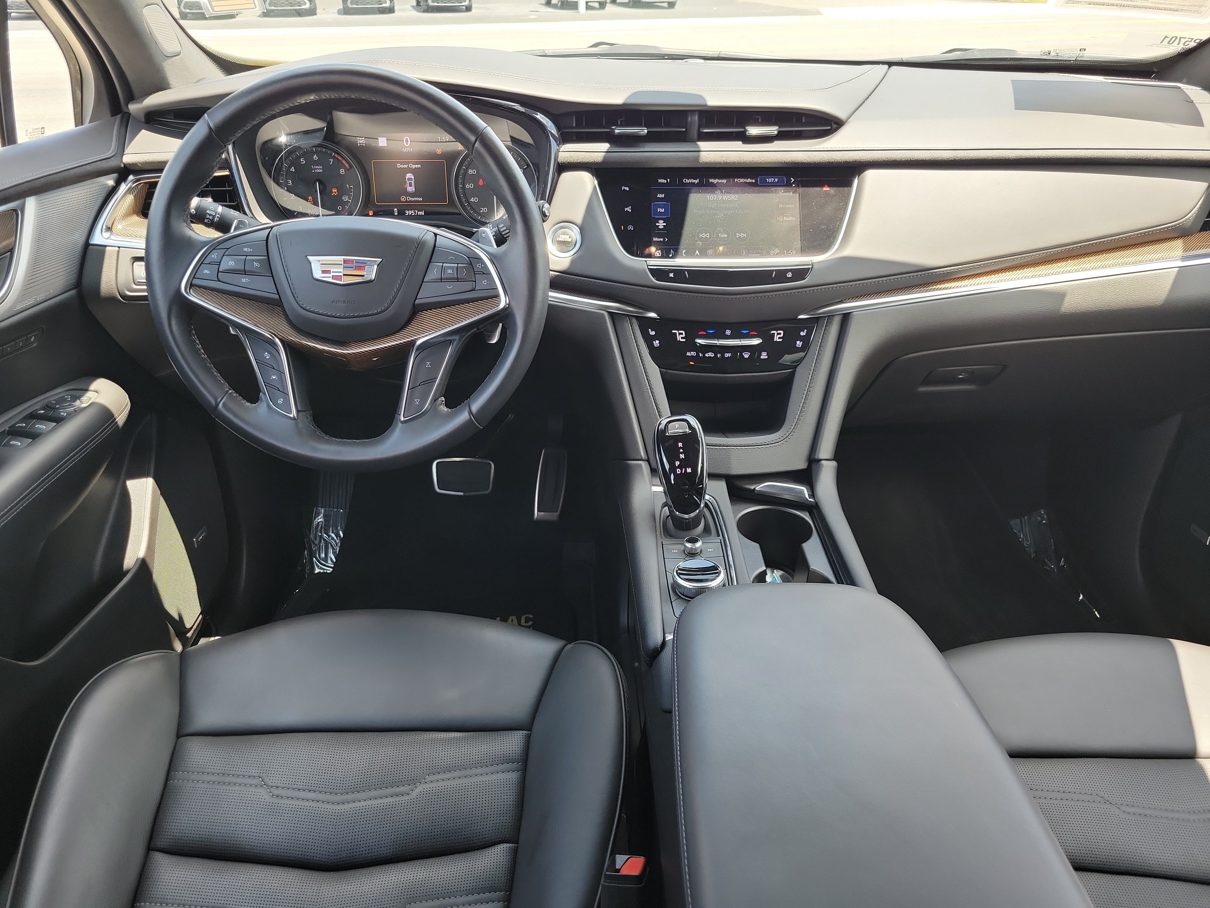 Certified 2022 Cadillac XT5 Sportv w/ Platinum Package AWD/4WD image 12