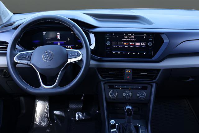 Certified 2022 Volkswagen Taos SE w/ IQ.Drive SE Package image 15