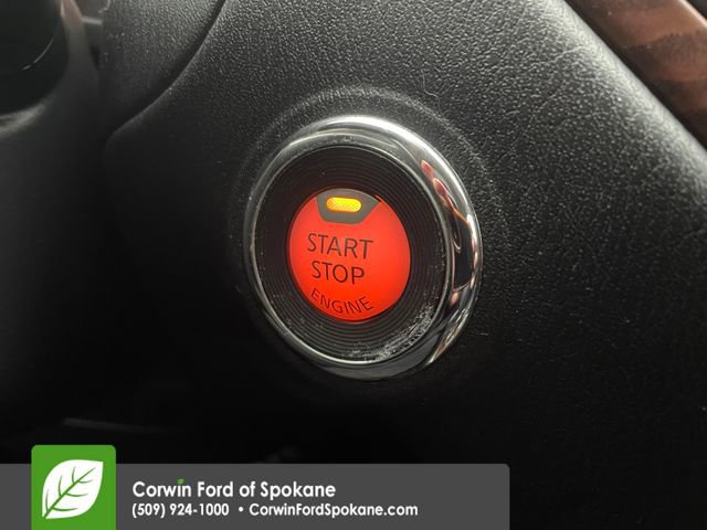 Used 2018 Nissan Pathfinder Platinum image 31