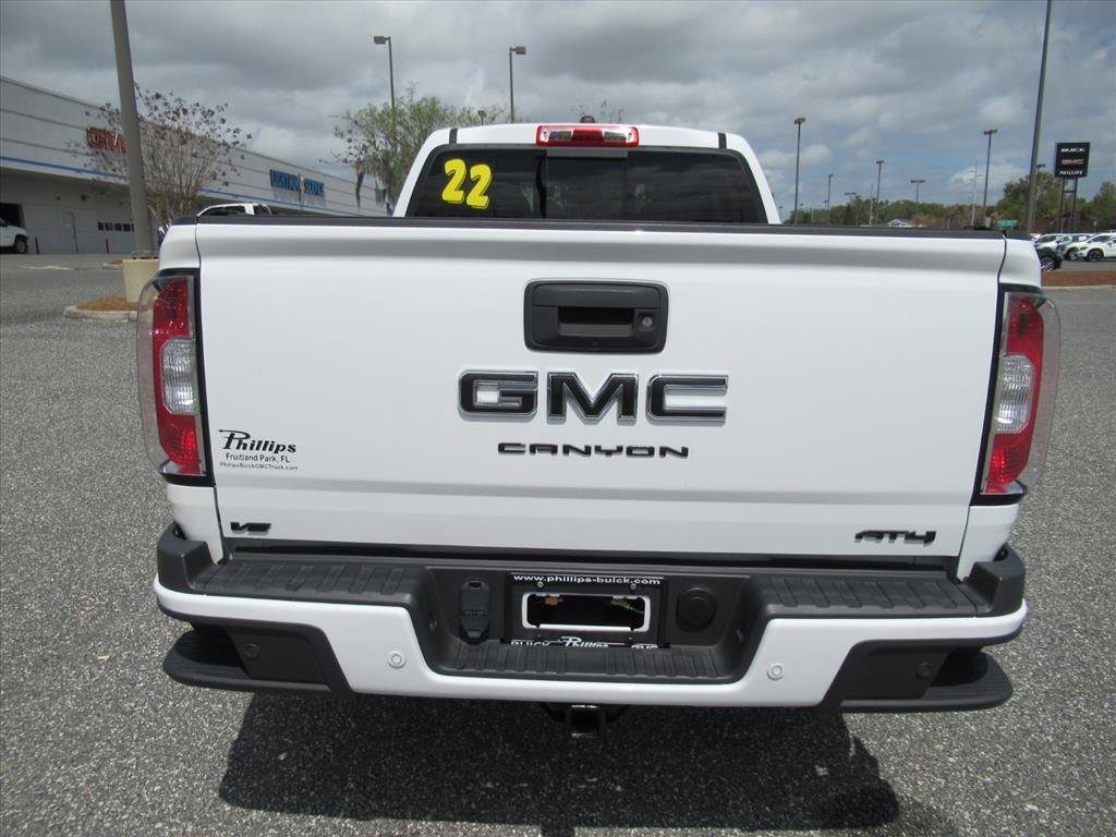 Used 2022 GMC Canyon AT4 image 6