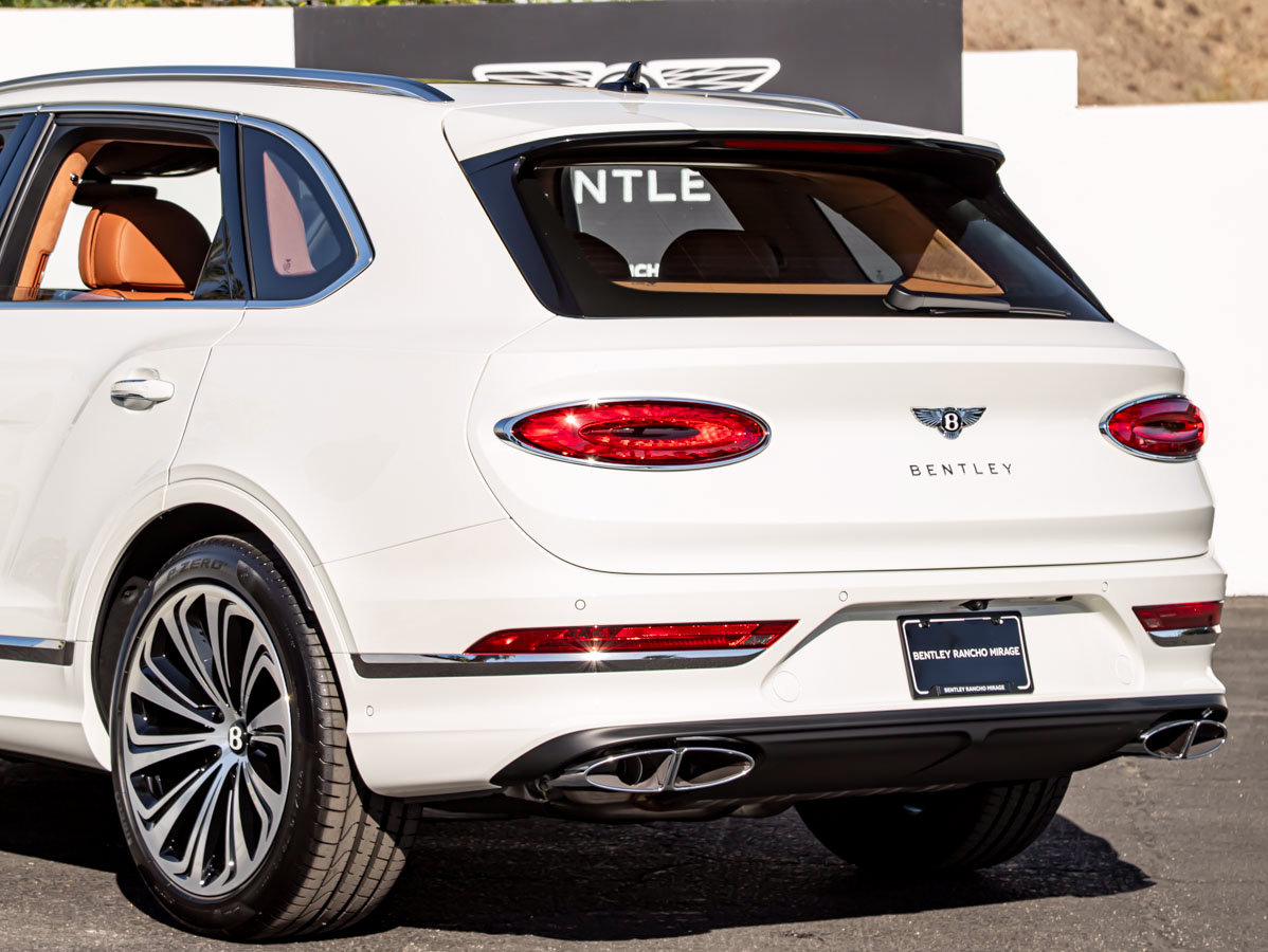 Used 2027 Bentley Bentayga AWD/4WD image 14