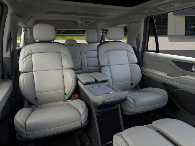 New 2026 Lincoln Navigator L Reserve w/ Jet Appearance Package image 11