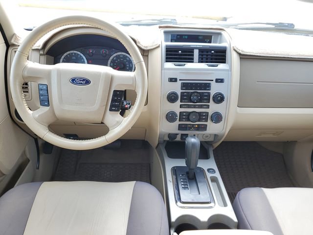 Used 2012 Ford Escape XLT image 9