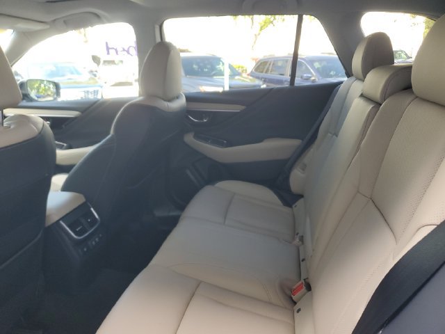 Used 2020 Subaru Outback Limited AWD/4WD image 15
