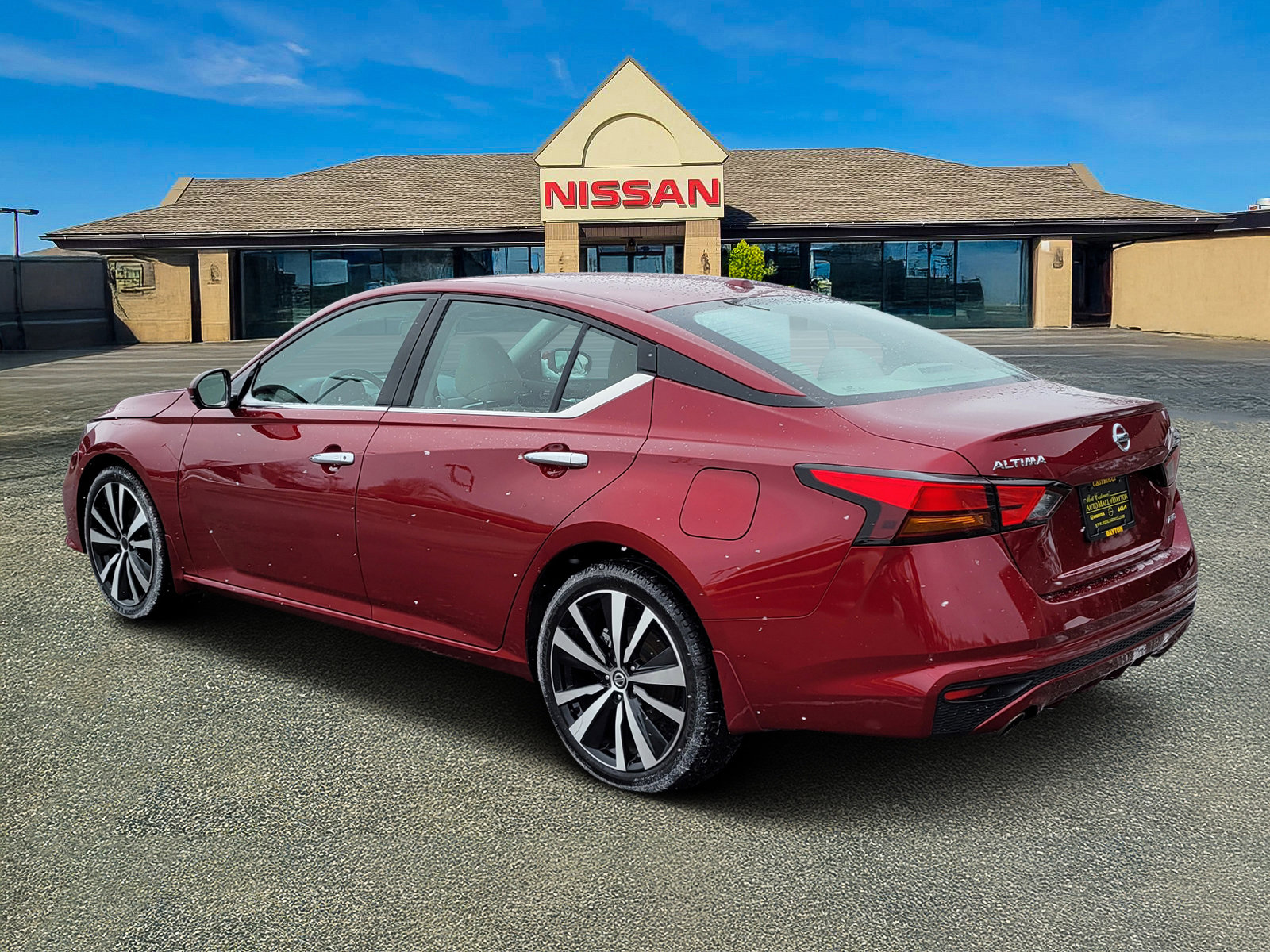 Used 2020 Nissan Altima 2.5 Platinum image 3