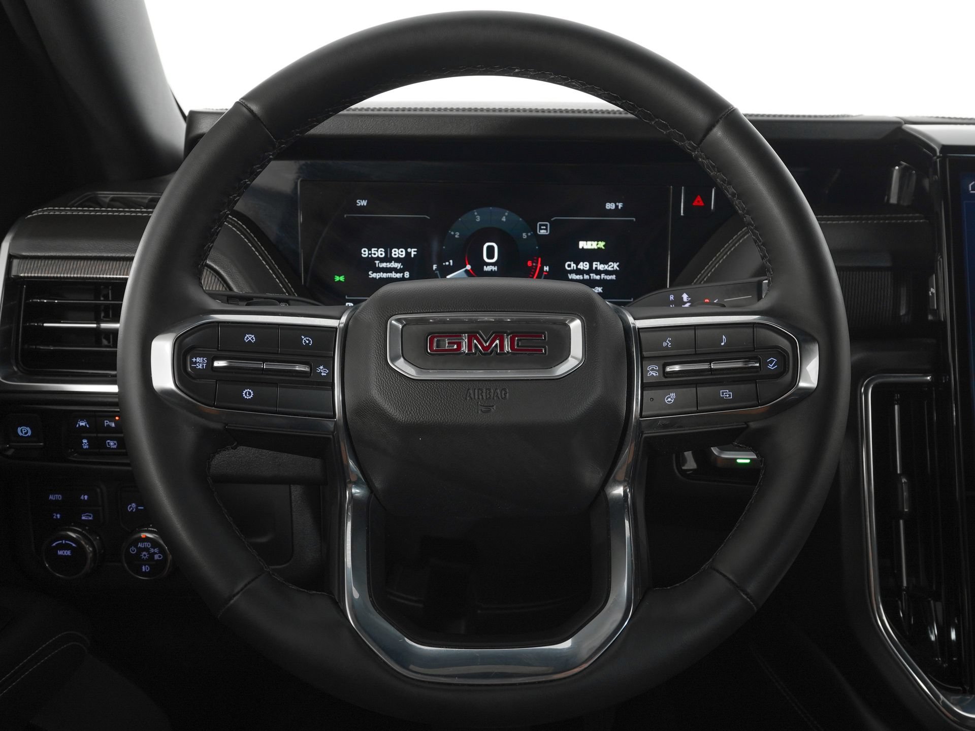 Used 2025 GMC Yukon Elevation AWD/4WD image 20