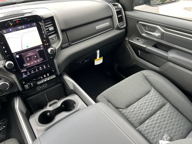 New 2027 RAM 1500 4x4 Crew Cab image 32