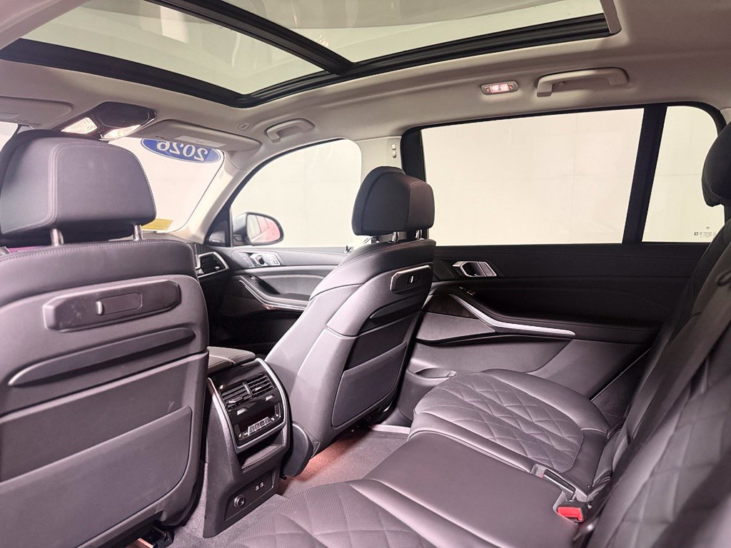 Used 2026 BMW X7 xDrive40i AWD/4WD image 23