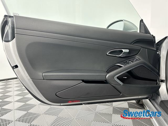 Used 2018 Porsche 718 Cayman GTS image 34