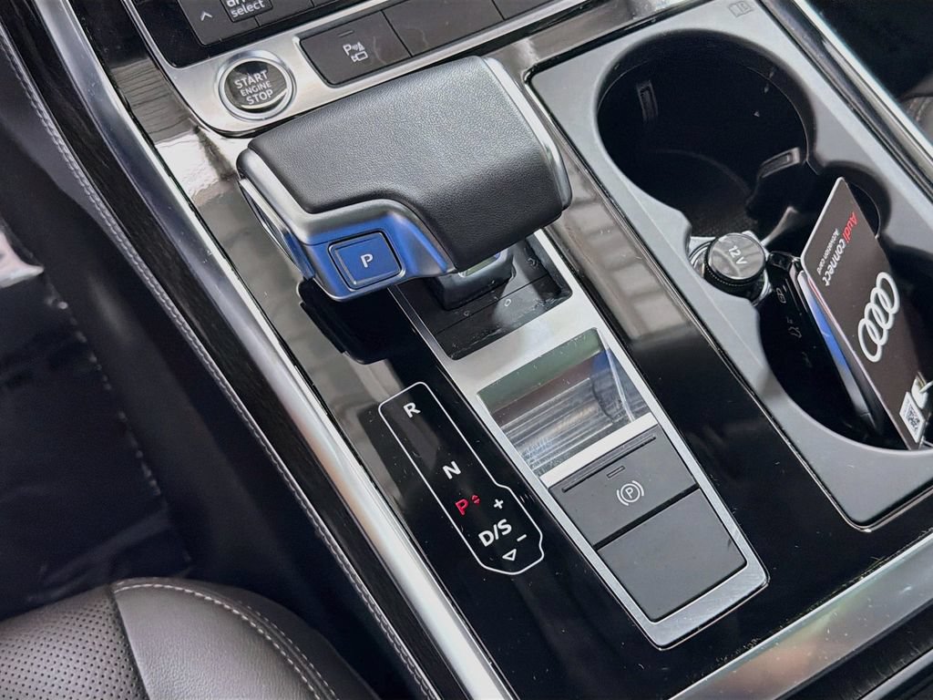 Used 2025 Audi Q8 Premium Plus AWD/4WD image 18