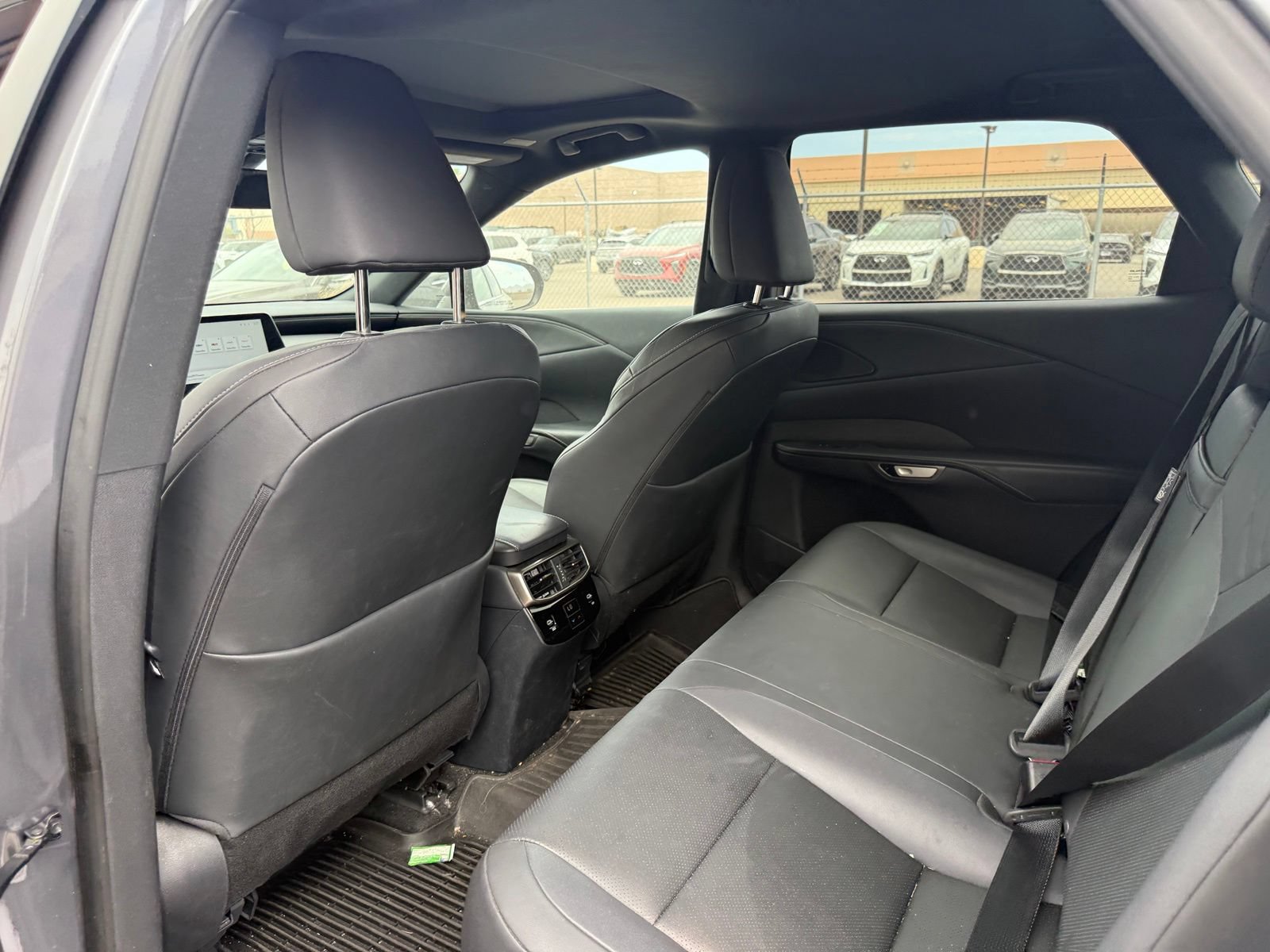Used 2023 Lexus RX 350 Premium w/ Accessory Package AWD/4WD image 11