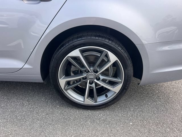 Used 2019 Audi A4 2.0T Premium FWD image 32