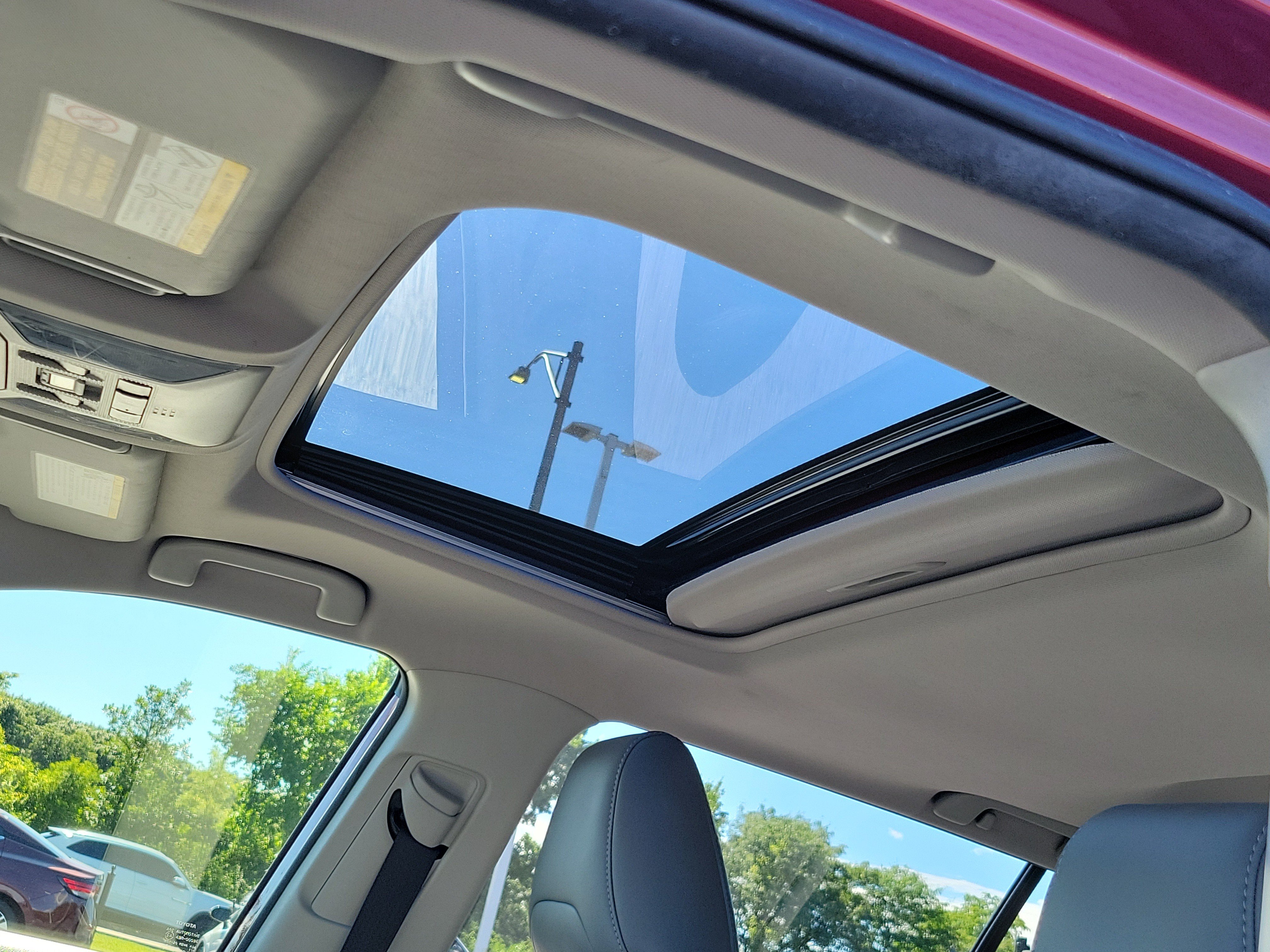 Certified 2019 Toyota RAV4 XLE Premium FWD image 17
