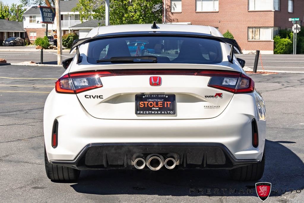 Used 2025 Honda Civic Type R image 15