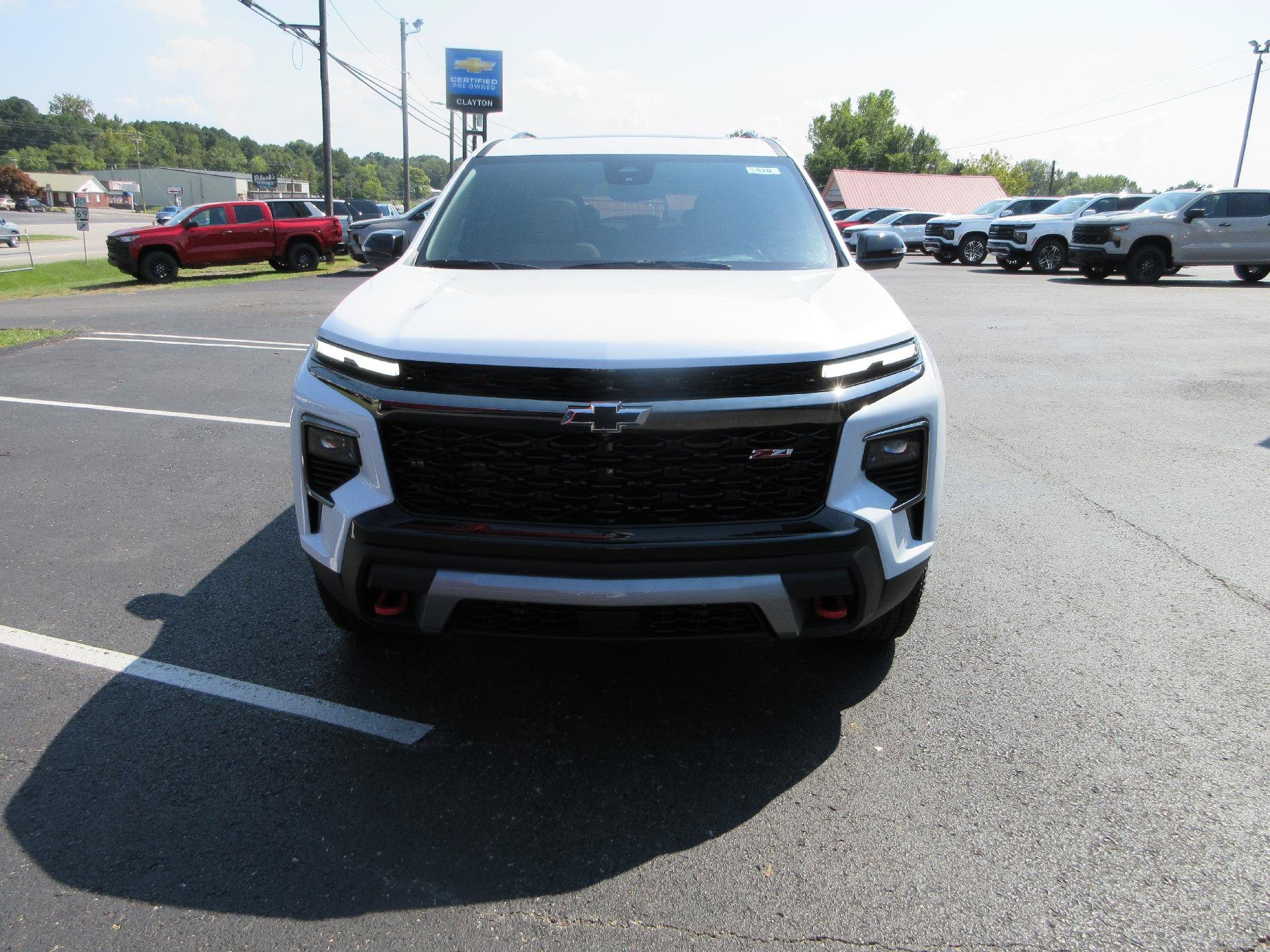 New 2027 Chevrolet Traverse Z71 w/ Driver Confidence Package AWD/4WD image 9