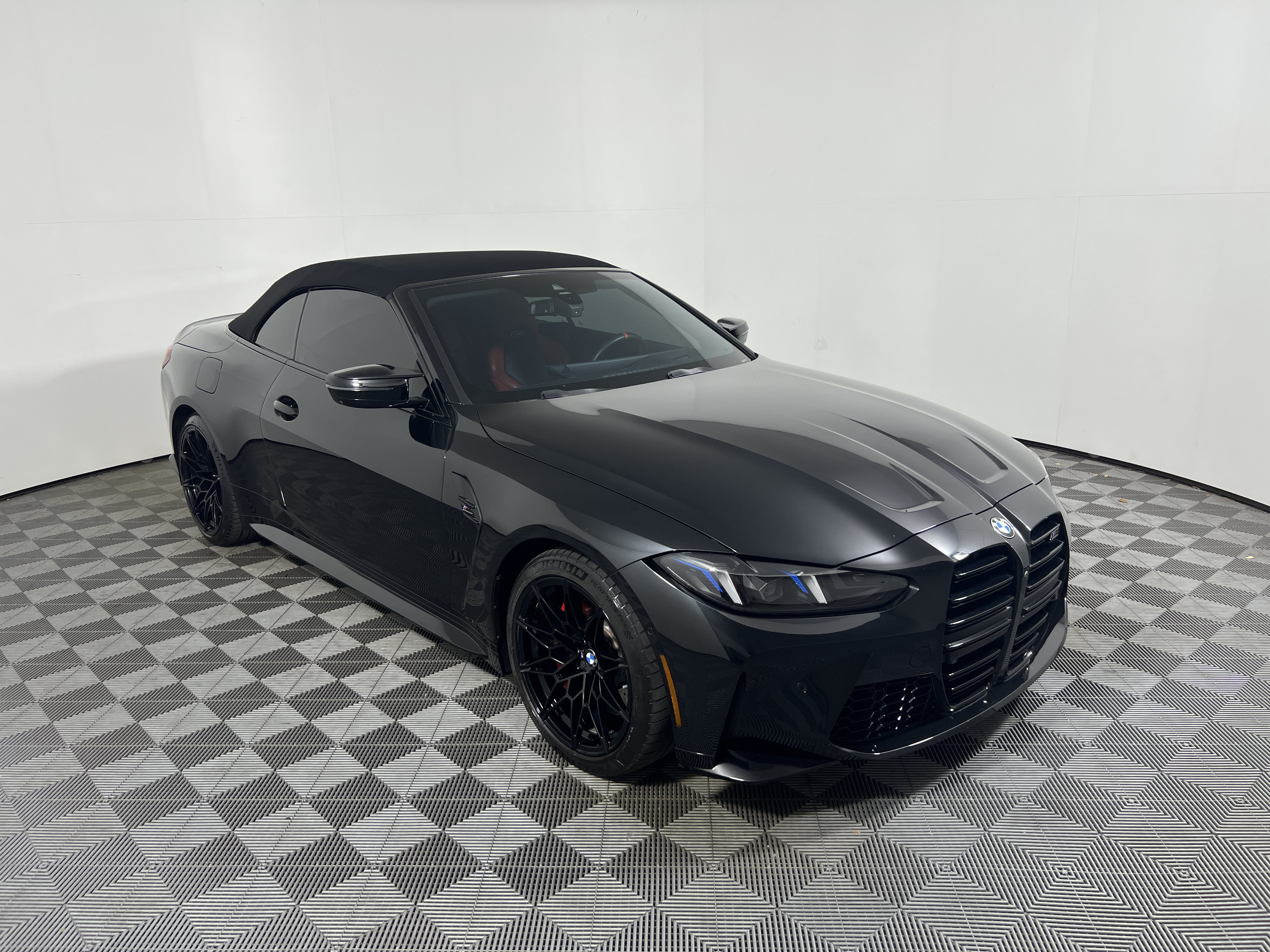 Used 2025 BMW M4 xDrive Competition w/ Executive Package AWD/4WD image 7