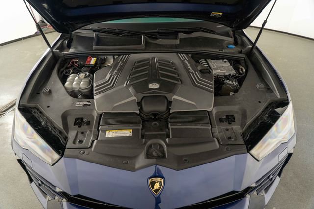 Used 2019 Lamborghini Urus image 35
