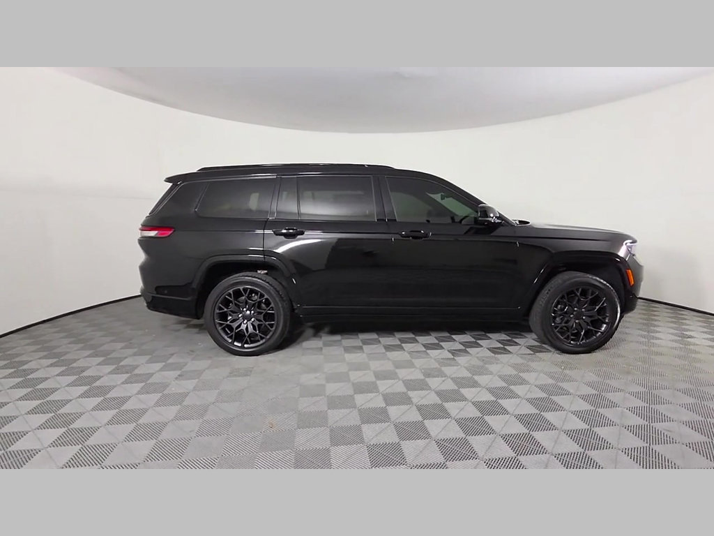 Used 2024 Jeep Grand Cherokee L Summit w/ High Altitude Package AWD/4WD image 36