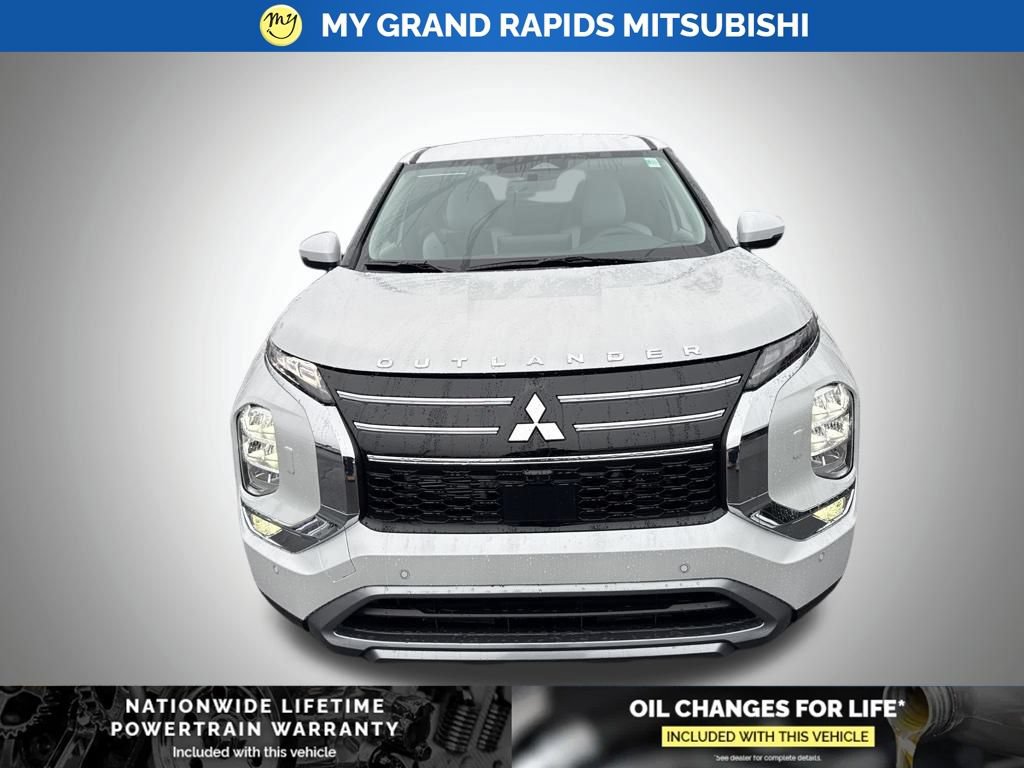 New 2026 Mitsubishi Outlander SE AWD/4WD image 2