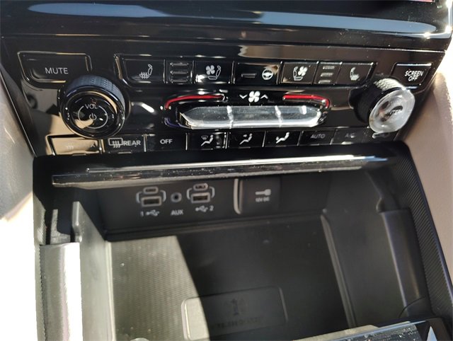 New 2025 Jeep Grand Cherokee Limited image 24