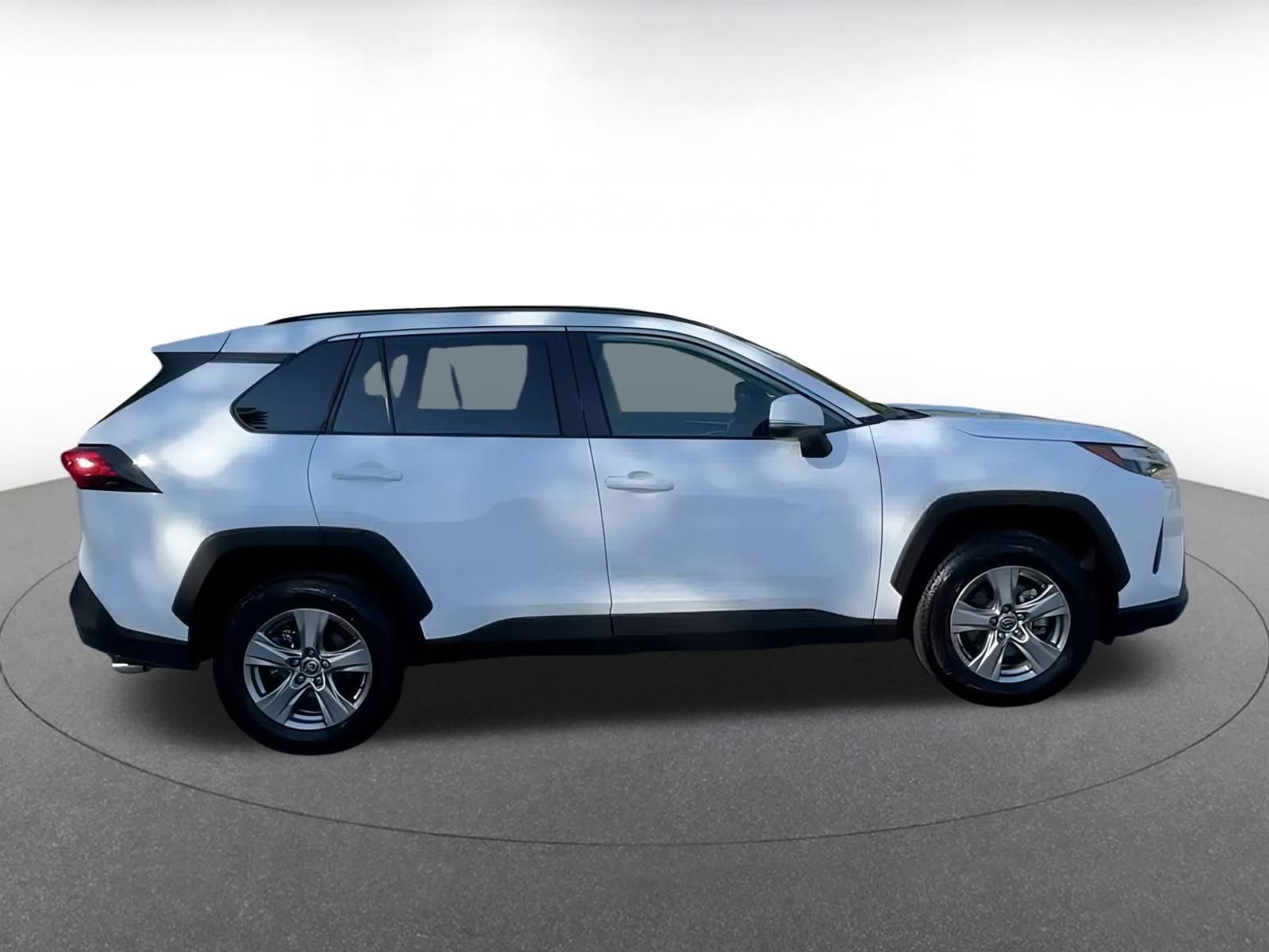 Used 2025 Toyota RAV4 XLE image 15
