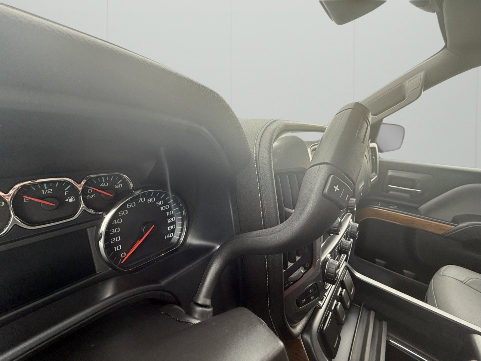 Used 2018 Chevrolet Silverado 1500 LTZ w/ LTZ Plus Package image 20