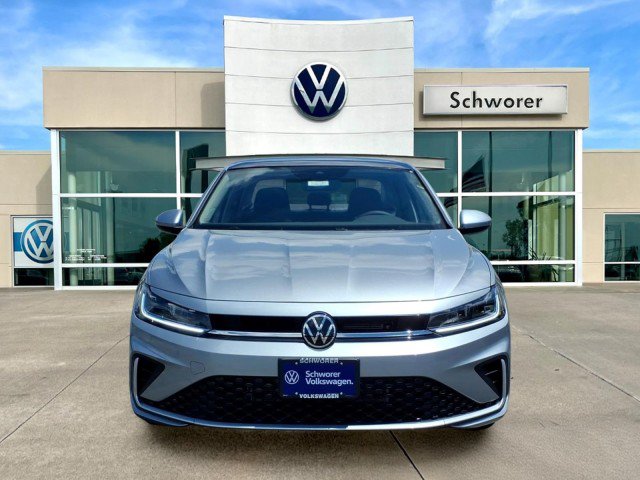 New 2026 Volkswagen Jetta SE FWD image 3
