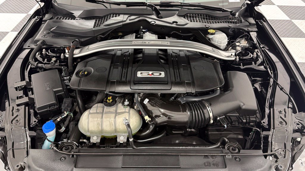 Used 2021 Ford Mustang GT Premium w/ California Special Package RWD image 9